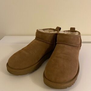UGG Classic Ultra Mini. Size 7.